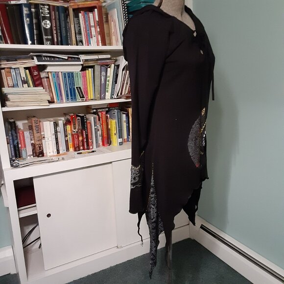 VINTAGE JAYLI NEPAL BOHO BLACK HOODED TUNIC SCREEN PRINT EMBROIDERY UNEVEN HEM M - Picture 4 of 7